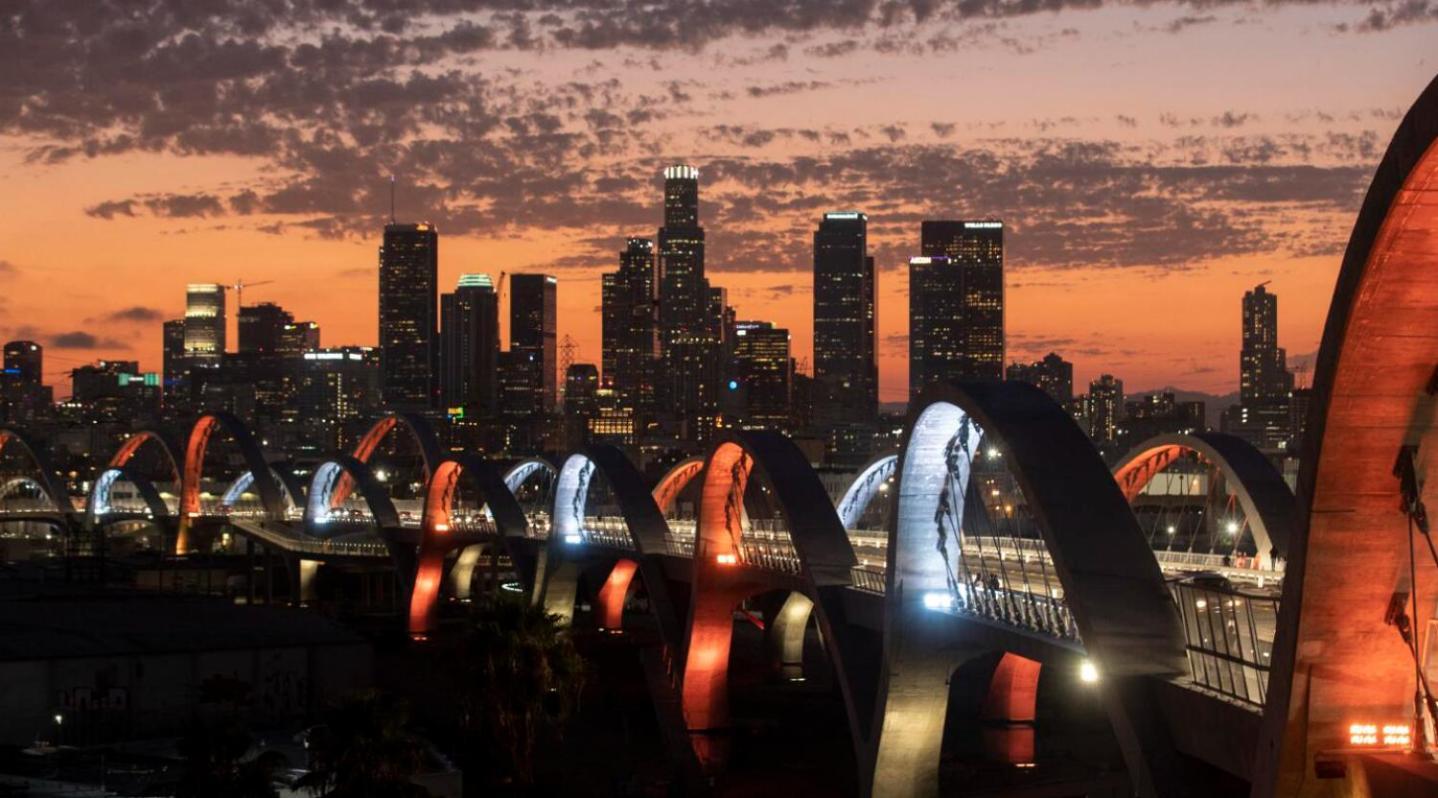 Bright Lights Downtown *
